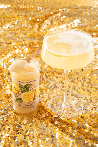 Lemon cocktail on a sparkly cocktail.